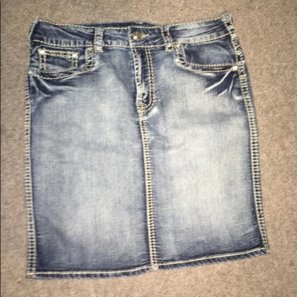 Short Denim skirt